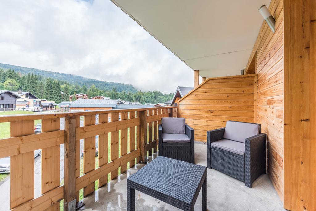 L'Eden Ski Aux Pieds โมรียง ภายนอก รูปภาพ