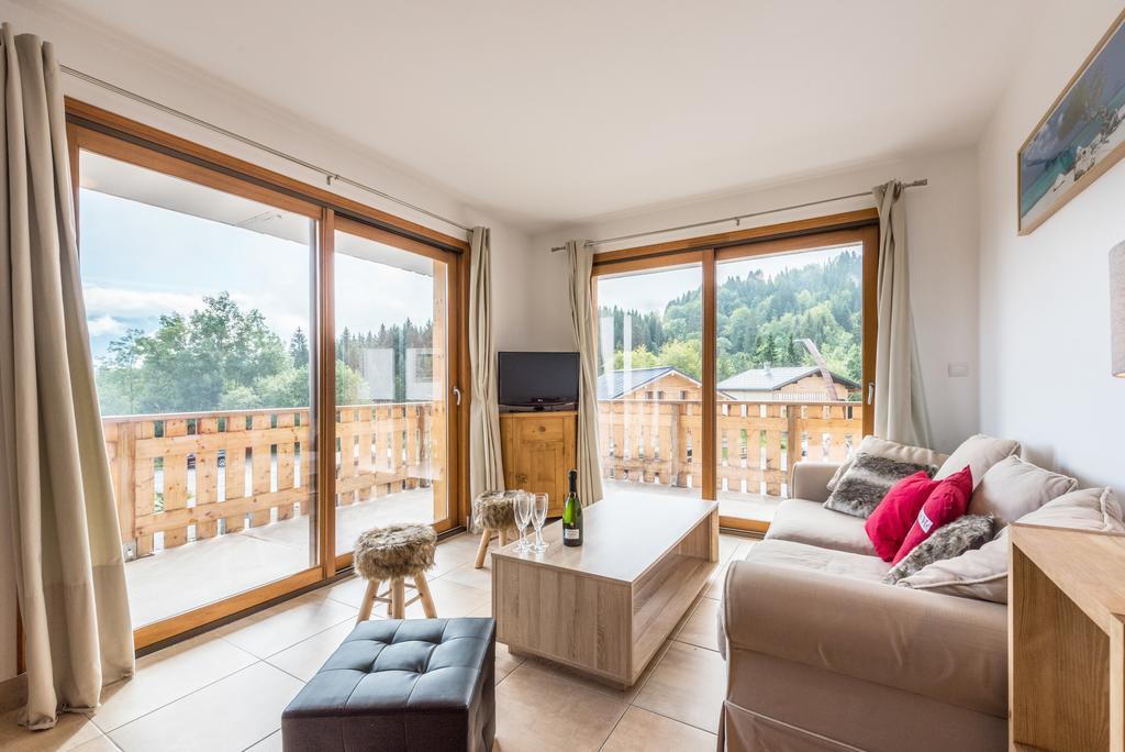 L'Eden Ski Aux Pieds โมรียง ภายนอก รูปภาพ